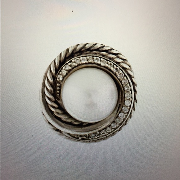 DAVID YURMAN Crossover Pearl and Diamond Earrings - Picture 8 of 9